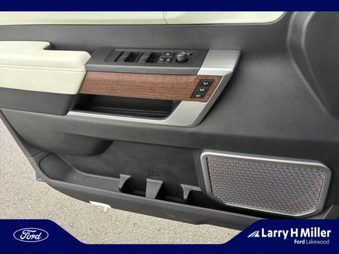 Used 2024 Toyota Sequoia Capstone image 13