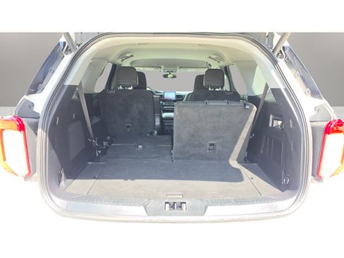 Used 2022 Ford Explorer Limited w/ Equipment Group 301A AWD/4WD image 49