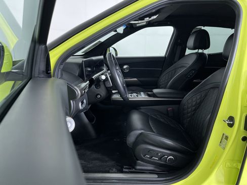 Used 2023 Genesis GV60 Performance image 15