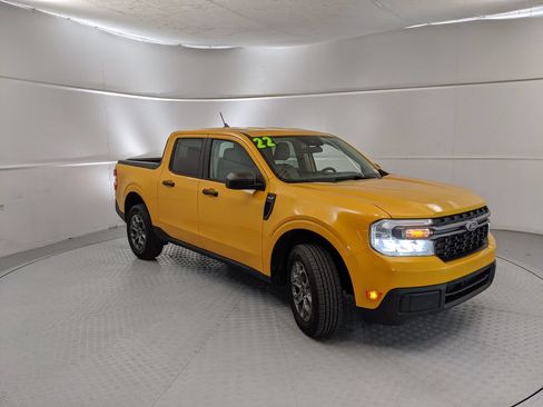Used 2022 Ford Maverick XLT FWD image 1