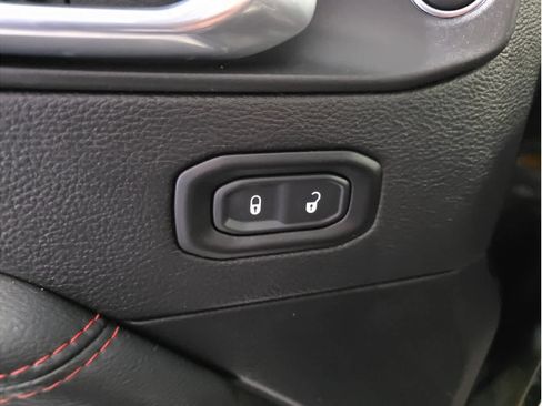 Used 2022 Jeep Wrangler Unlimited Rubicon w/ LED Lighting Group image 19