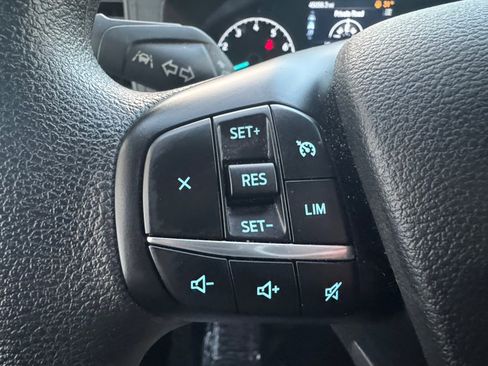 Used 2024 Ford Transit 350 XLT image 17