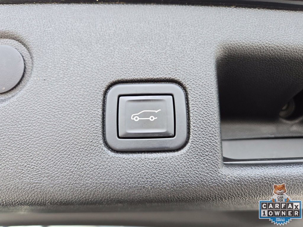 Used 2022 Chevrolet Equinox RS w/ RS Leather Package FWD image 23