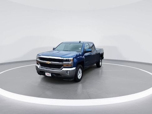 Used 2017 Chevrolet Silverado 1500 LT w/ All Star Edition image 3