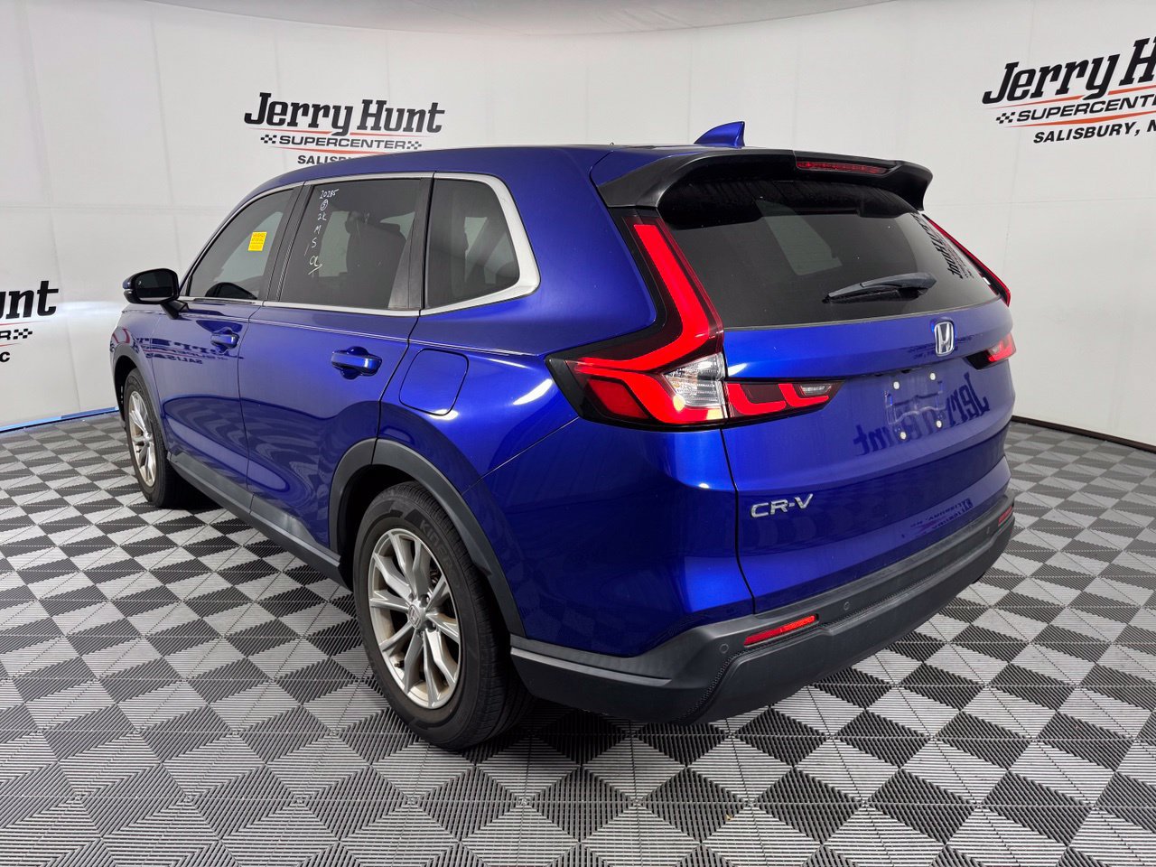 Used 2023 Honda CR-V EX-L image 9