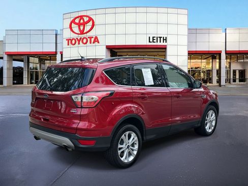 Used 2018 Ford Escape SEL image 5