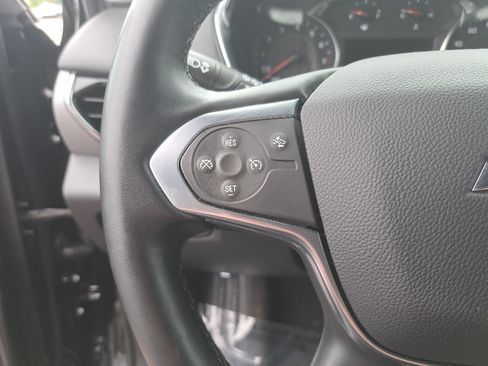 Used 2023 Chevrolet Traverse LT AWD/4WD image 18