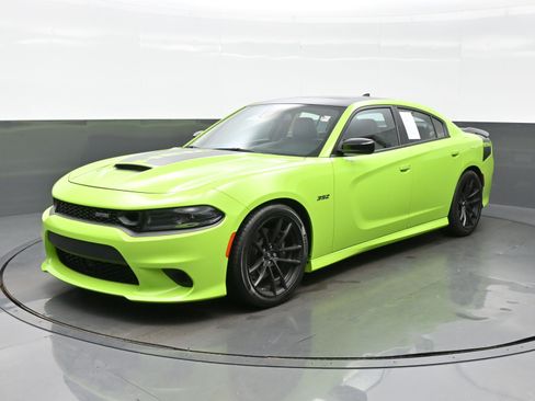Used 2023 Dodge Charger Scat Pack w/ Daytona Edition Group image 2