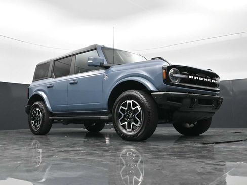 Used 2023 Ford Bronco Outer Banks AWD/4WD image 43