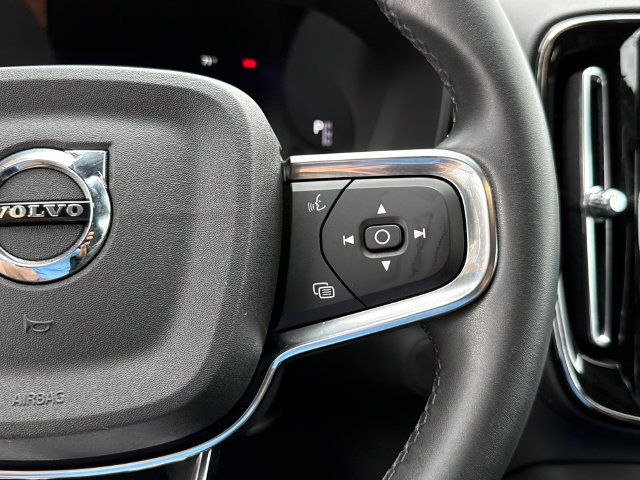 Certified 2023 Volvo C40 P8 Recharge Ultimate AWD/4WD image 13