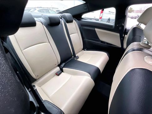 Used 2016 Honda Civic Touring image 28