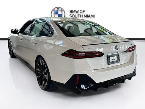 New 2026 BMW i5 M60 AWD/4WD image 4