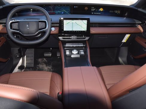 New 2026 Lincoln Nautilus Reserve w/ Jet Appearance Package image 16