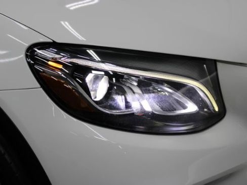 Used 2018 Mercedes-Benz GLC 300 4MATIC w/ AMG Line image 29