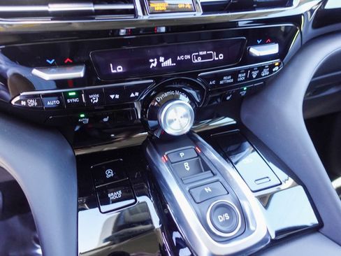 Certified 2026 Acura MDX FWD w/ Technology Package image 19