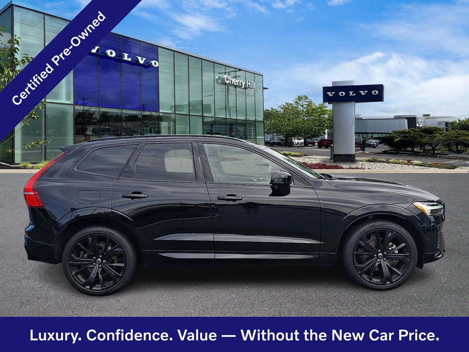 Certified 2024 Volvo XC60 B5 Ultimate w/ Climate Package AWD/4WD image 8