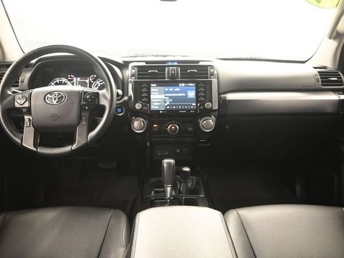Used 2021 Toyota 4Runner Venture w/ Moonroof Package AWD/4WD image 33