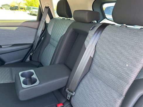 Used 2023 Nissan Rogue SV AWD/4WD image 19