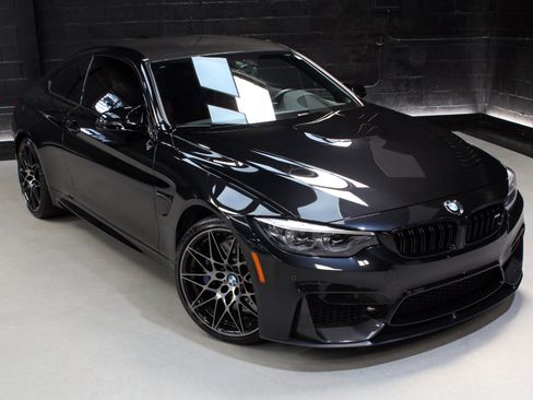 Used 2018 BMW M4 Coupe w/ Competition Package RWD image 8