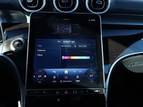 Certified 2025 Mercedes-Benz GLC 300 image 26