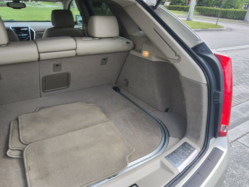 Used 2013 Cadillac SRX Luxury FWD image 52