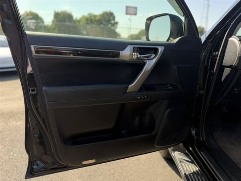 Used 2015 Lexus GX 460 w/ Navigation Package AWD/4WD image 11