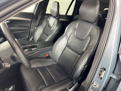 Used 2023 Volvo XC90 T8 Ultimate image 9