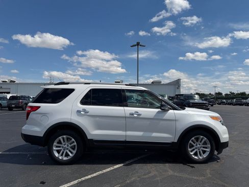 Used 2013 Ford Explorer XLT FWD image 5