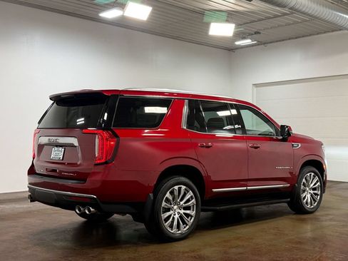 Used 2023 GMC Yukon Denali AWD/4WD image 4