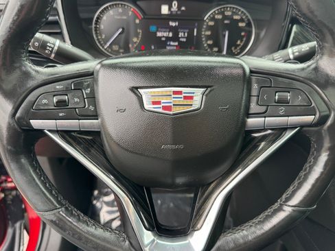 Used 2021 Cadillac XT6 Premium Luxury FWD image 22