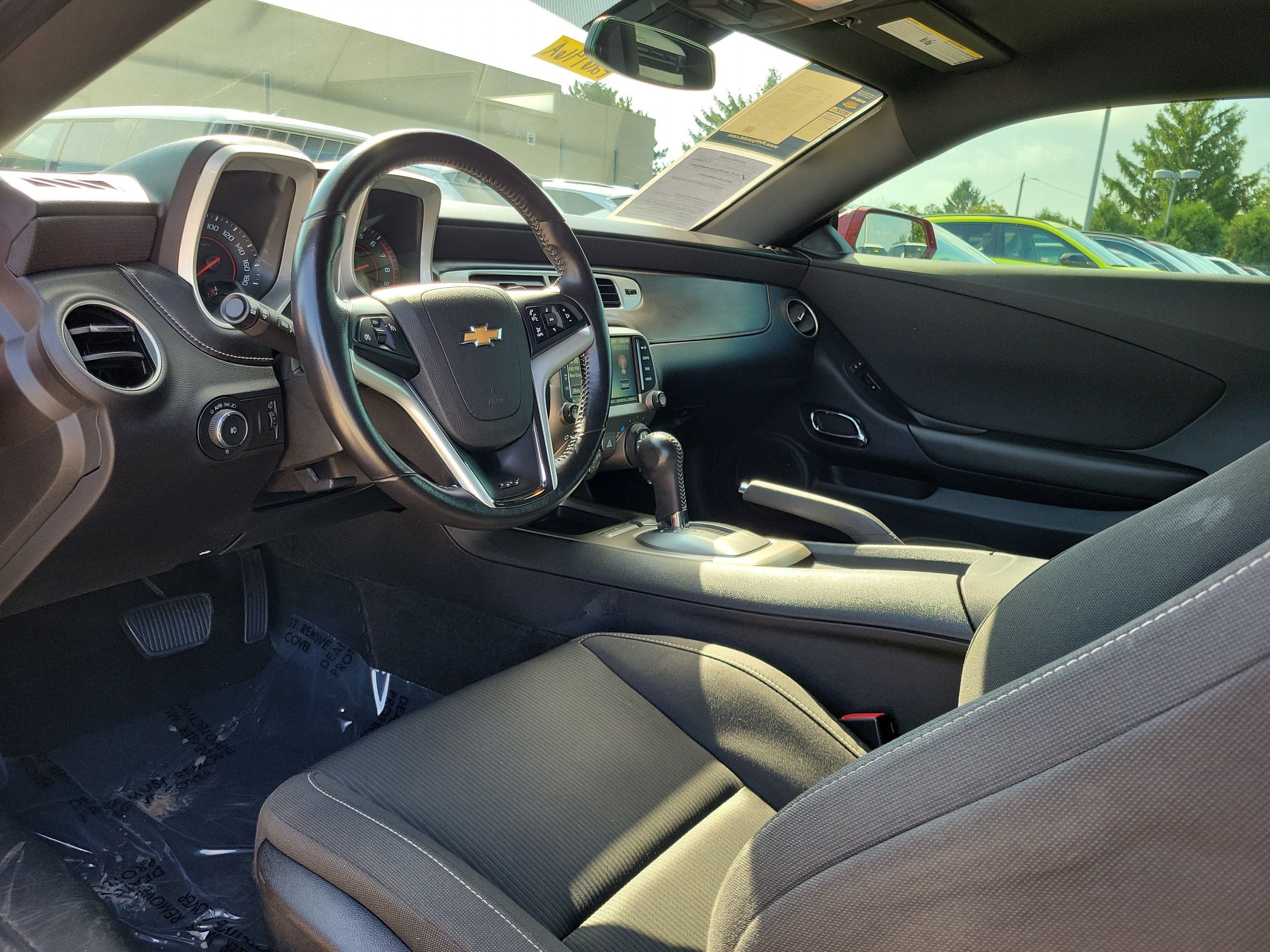 Used 2015 Chevrolet Camaro SS w/ RS Package RWD image 15