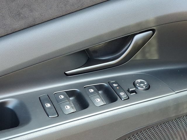 Certified 2026 Hyundai Elantra N FWD image 12