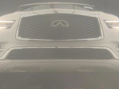 Certified 2024 INFINITI QX80 Luxe w/ Cargo Package AWD/4WD image 3