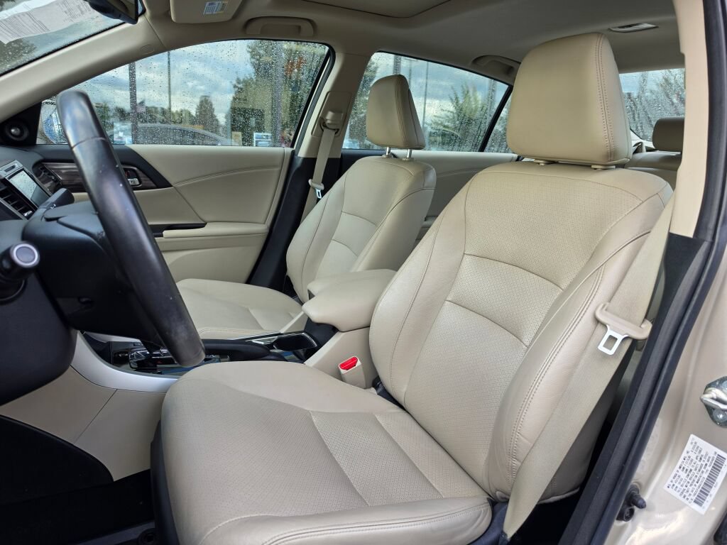 Used 2017 Honda Accord EX-L image 20