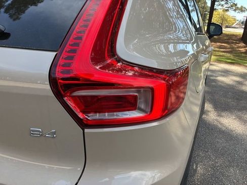 New 2026 Volvo XC40 B4 Core image 15