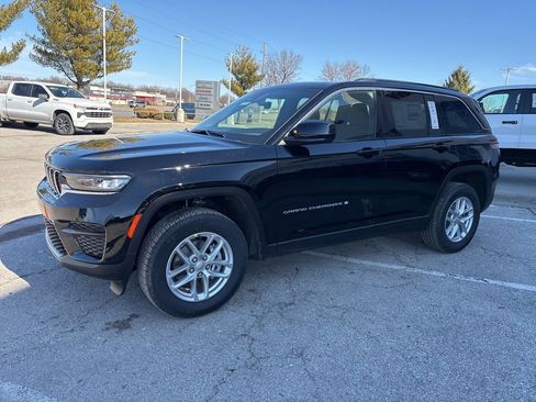 New 2026 Jeep Grand Cherokee Laredo X AWD/4WD image 14