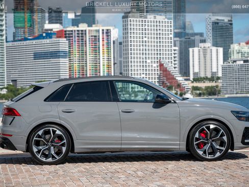 Used 2022 Audi RS Q8 4.0T w/ Black Optic Package image 13