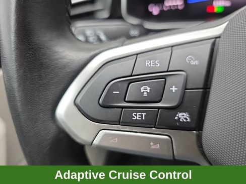 Used 2025 Volkswagen Jetta SE w/ Sunroof Package FWD image 26