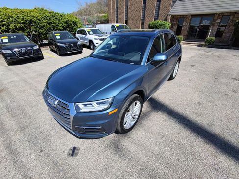 Used 2018 Audi Q5 Prestige w/ Prestige Package image 1