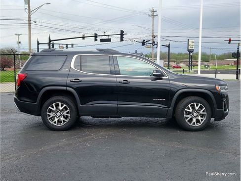Used 2023 GMC Acadia SLE w/ Driver Convenience Package FWD image 9