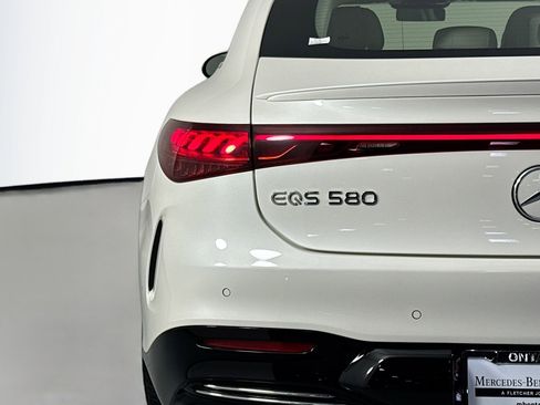 Certified 2023 Mercedes-Benz EQS 580 4MATIC Sedan image 14