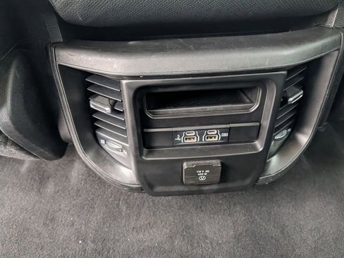 Used 2019 RAM 1500 Laramie image 41