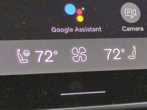 New 2026 Volvo XC90 B6 Plus w/ Protection Package Premier image 22