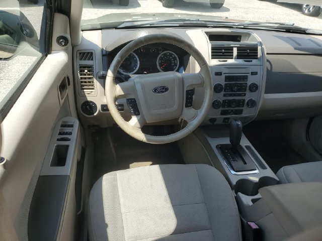 Used 2010 Ford Escape XLT FWD image 11