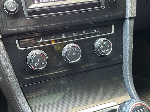 Used 2015 Volkswagen GTI S FWD image 28