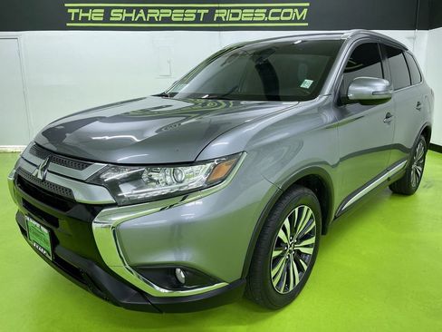 Used 2020 Mitsubishi Outlander SE image 5