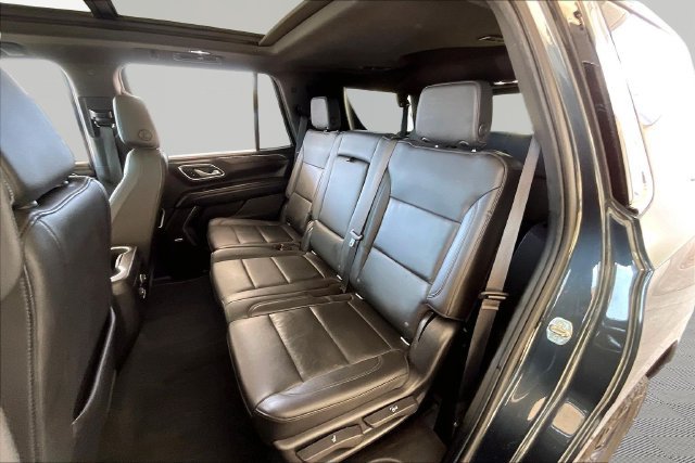 Used 2021 Chevrolet Tahoe LT w/ LT Signature Package RWD image 16