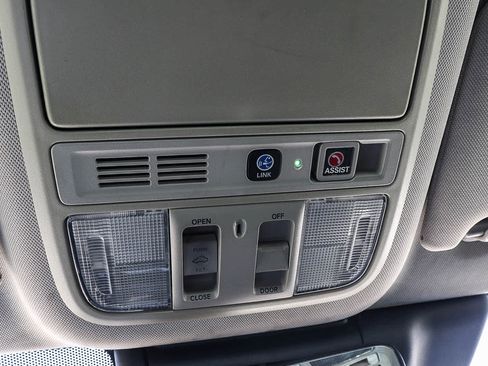 Used 2018 Honda Accord Touring image 29