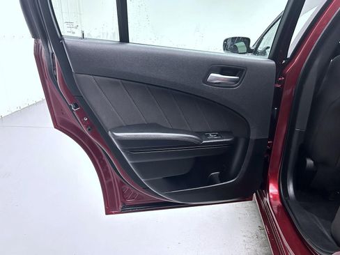 Used 2023 Dodge Charger SXT w/ Blacktop Package image 20