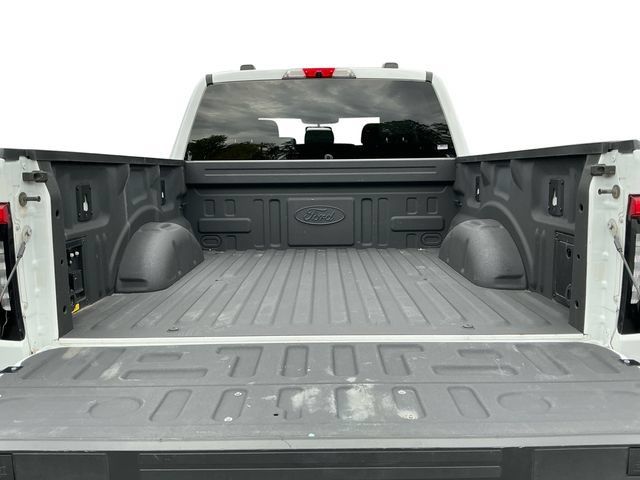 Certified 2024 Ford F150 Lightning XLT w/ Max Trailer Tow Package AWD/4WD image 19
